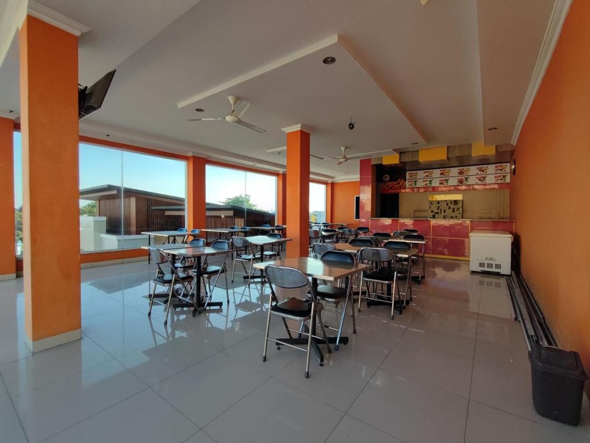 Collection O 91464 7 Dream Hotel Palembang Bagian luar foto